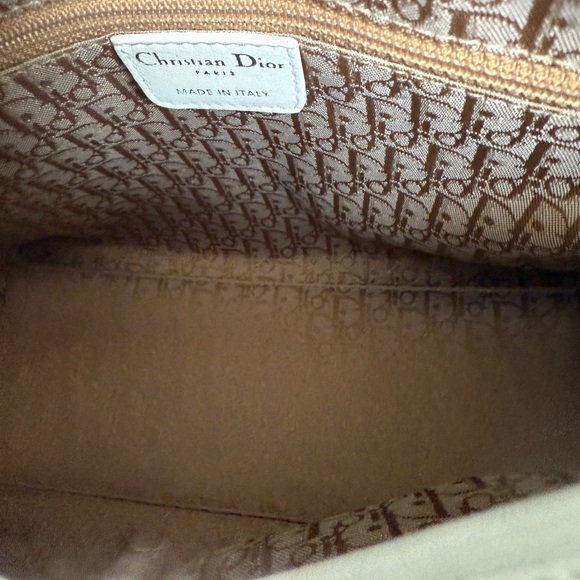 Christian Dior Cannage Lady Dior - Picture 8 of 17
